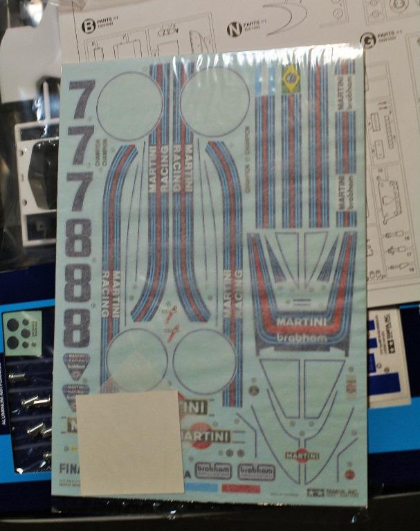 全新-Tamiya-田宮-12042-1/12-Martini Brabham BT44B 1975 -w/PE Parts- Cartograf  decal-M-077, 興趣及遊戲, 收藏品及紀念品, 明星周邊- Carousell