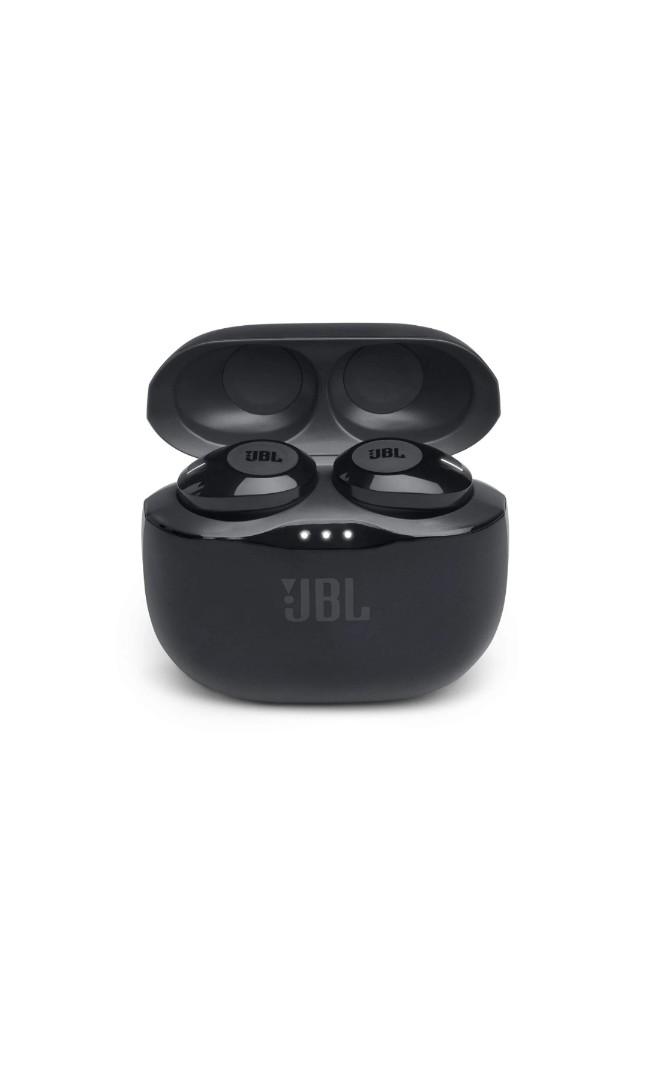 Tune 120 JBL (Category: Earphones) located in Makati City. Submitted by melissa12345 (Listing ID 1098138699, Image 2). Description: 👉Read me 1st 📍Brand new 💯 📍Items on hand ❌ No COD 🏦 MOP bpi/bdo/GCash 📍No return no exchange 📍Payment 1st before delivery 💰Cashless transaction at this moment..