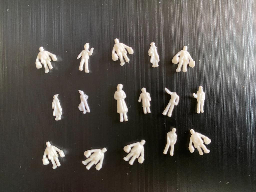 1:200 Human Scale Figures + Wire Mesh, Hobbies & Toys, Stationery ...