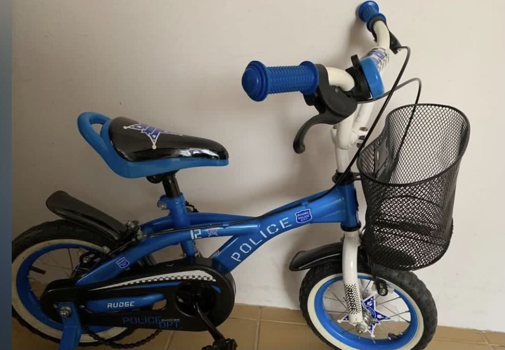 Kids police bicycle store