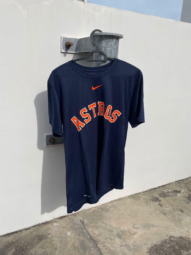 Astros T-shirt - Nike - M - as new, Men's Fashion, Tops & Sets, Tshirts &  Polo Shirts on Carousell