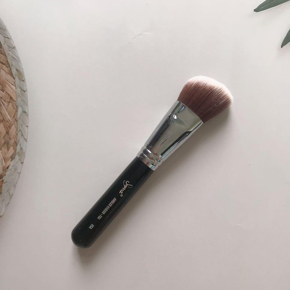 Authentic Sigma F84 Angled Kabuki Brush (Category: Makeup) located in Laoag. Submitted by senicecollection (Listing ID 1102000499, Image 2). Description: Retails 1,510 Like New Seldom use Authentic This are extra on my brush collections..