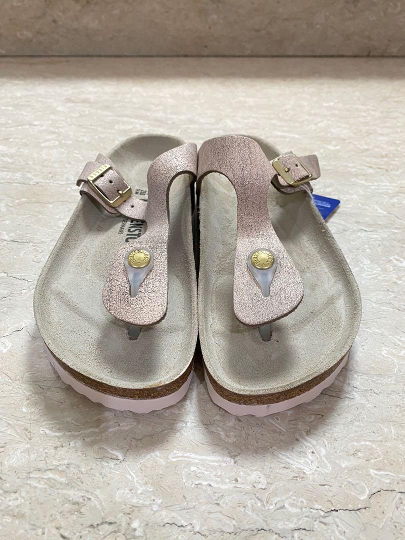 Birkenstock Gizeh Washed Metallic Rose Gold Size 39 Fesyen Wanita Sepatu di Carousell