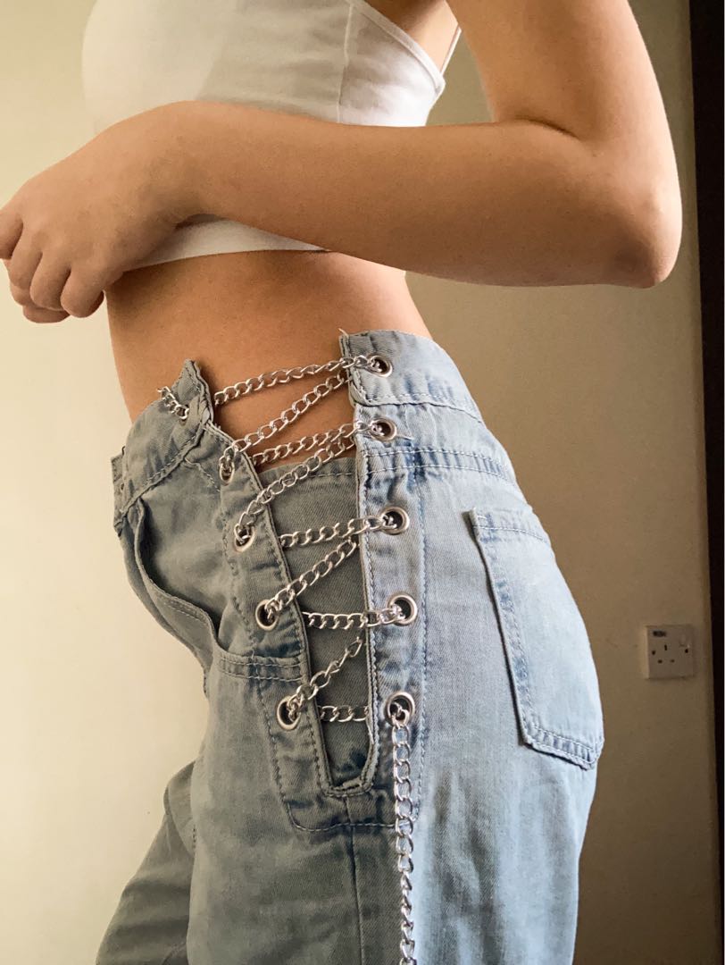 breaking chains straight leg jeans light blue wash