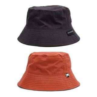 Triangl bucket hat Clearance