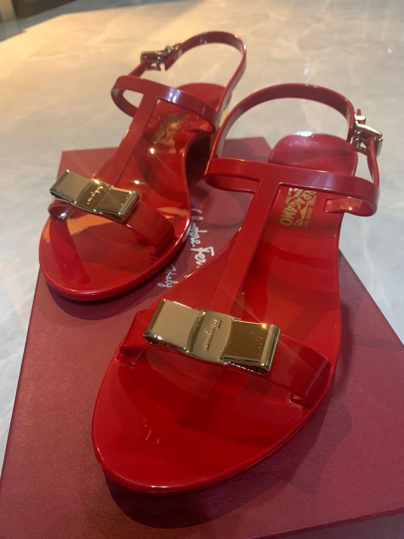 Ferragamo favilia jelly sandals store