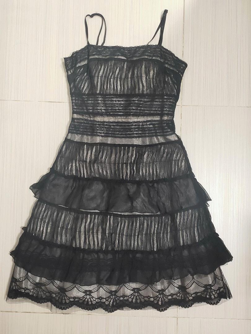 forever 21 vintage black lace spaghetti strap mesh tiered layer dress Women s Fashion Dresses Sets Dresses on Carousell