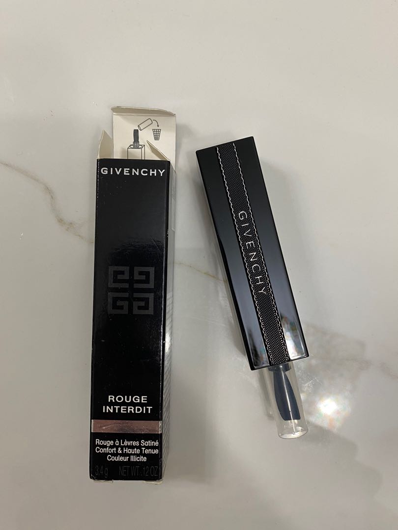 givenchy interdit rouge