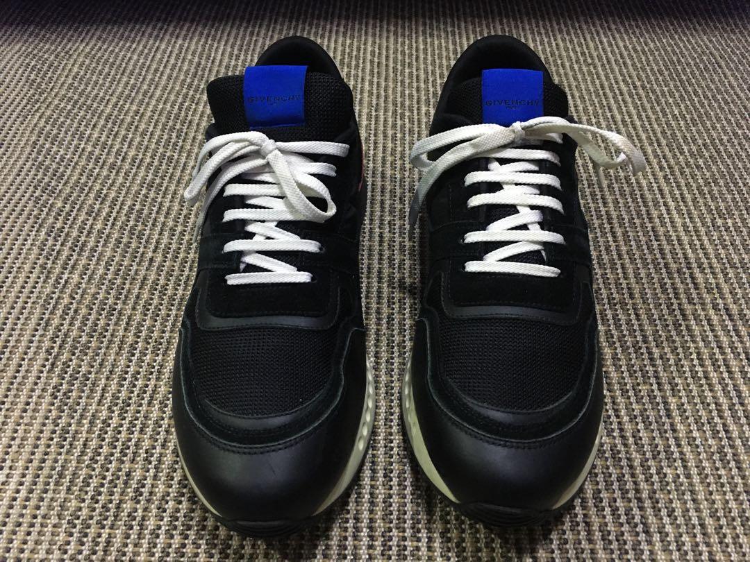 Givenchy running deals sneakers