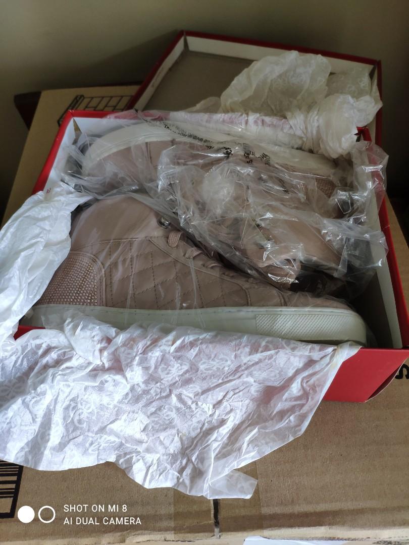guess pink sneakers