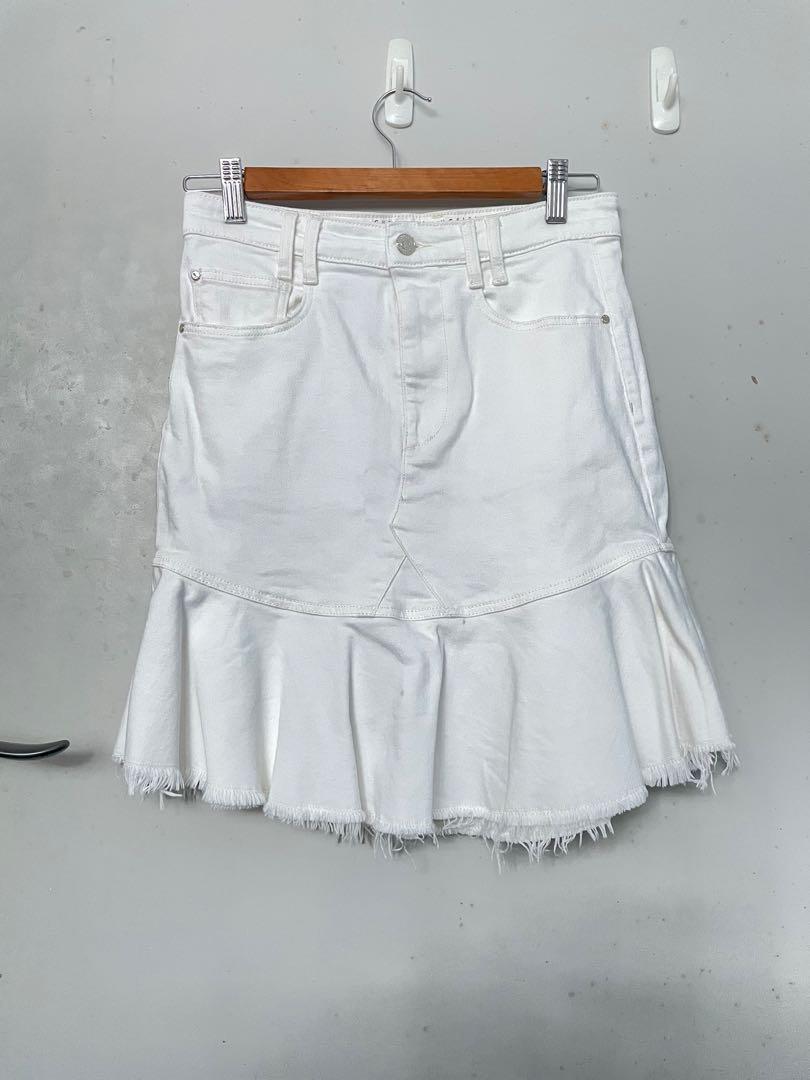 Guess white hotsell denim skirt