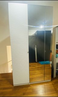 (Category: ) located in . Submitted by deepikag24 (Listing ID 1101892643, Image 1). Description: .