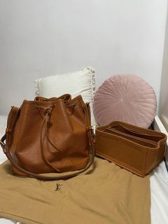 （分類：）位於 。 由 chlconnie 提交（商品編號 1102036410，圖片 1）。簡介： 。