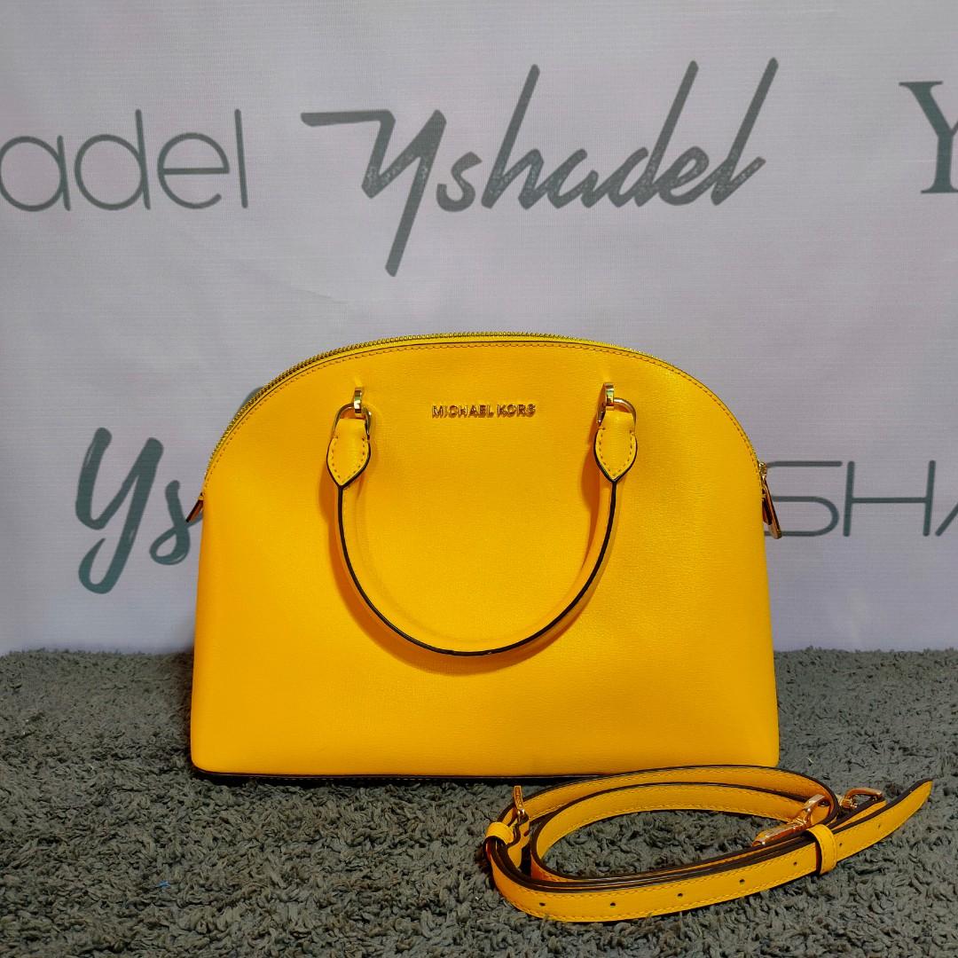 MICHAEL KORS BAG, Luxury, Bags & Wallets on Carousell