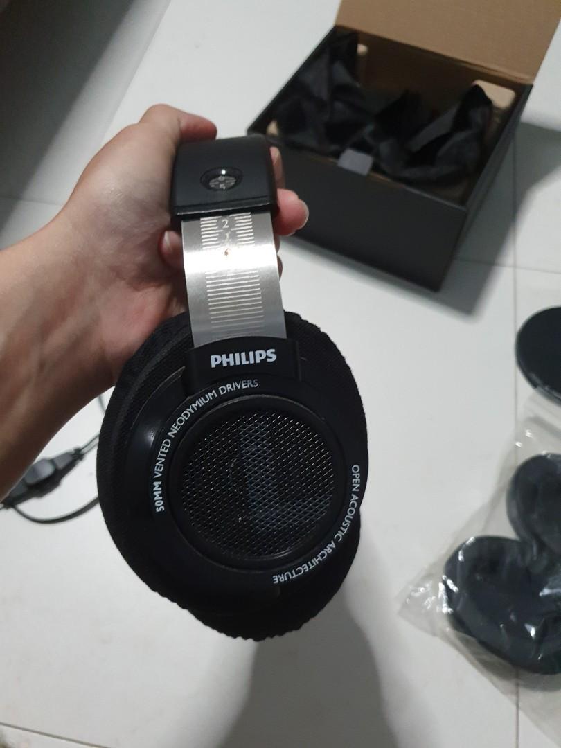 Philips SHP9500 with V MODA boom Pro gaming