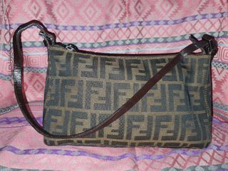 (Category: ) located in . Submitted by rose0413 (Listing ID 1101932802, Image 1). Description: .