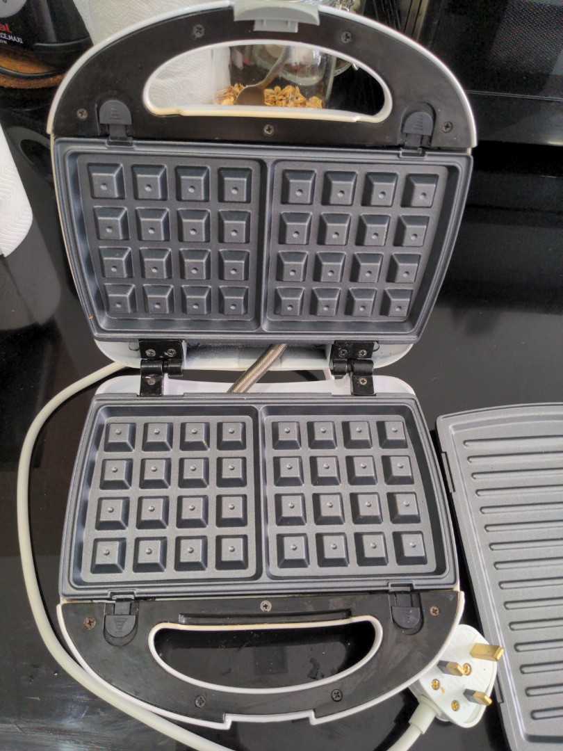 Sencor Waffle maker, TV & Home Appliances, Kitchen Appliances, Other