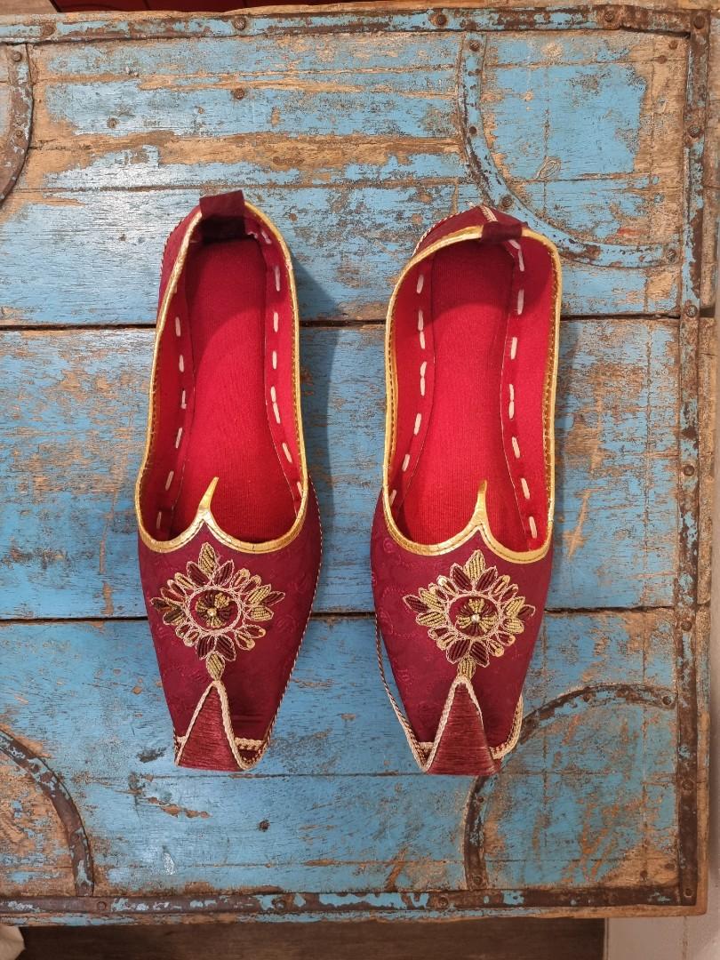 DESI COLOUR Men Sherwani/Wedding Ethnic Footwear Punjabi  Jutti/Mojari/Khussa NF-Designer (White, Numeric_6) (Numeric_6) : Amazon.in:  Shoes & Handbags