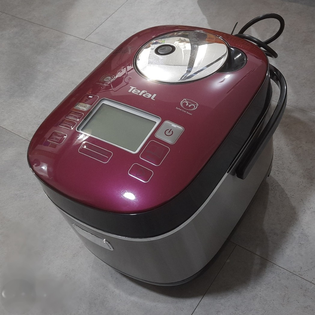 TEFAL RK8055 PRO INDUCTION SPHERICAL POT RICE COOKER 1.8L, TV & Home