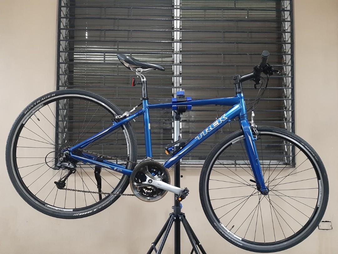 TREK seven.three fx series blue Sports Equipment Bicycles