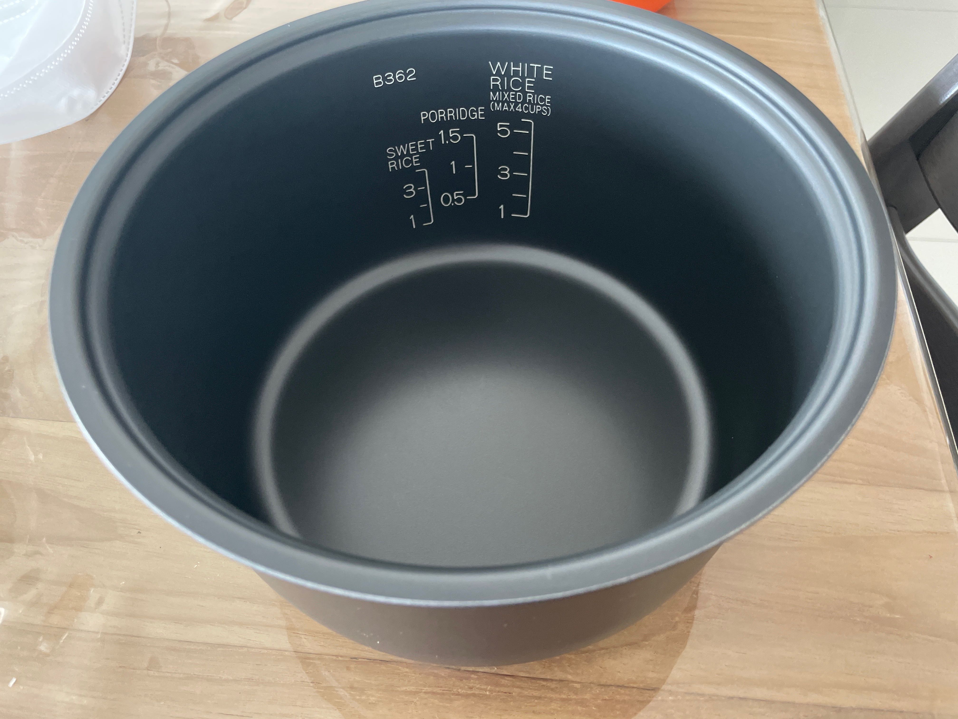 Zojirushi rice cooker inner pot NS TSQ10, TV & Home Appliances