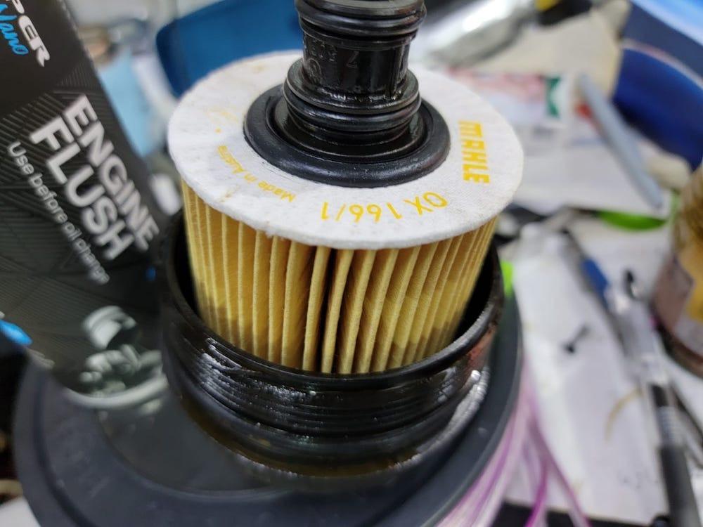 【火炭】寶馬 BMW 118i (E87) 清洗引擎，更換引擎修復偈油，油隔，更換風隔，換波箱油，火咀 Engine Clean, Motor