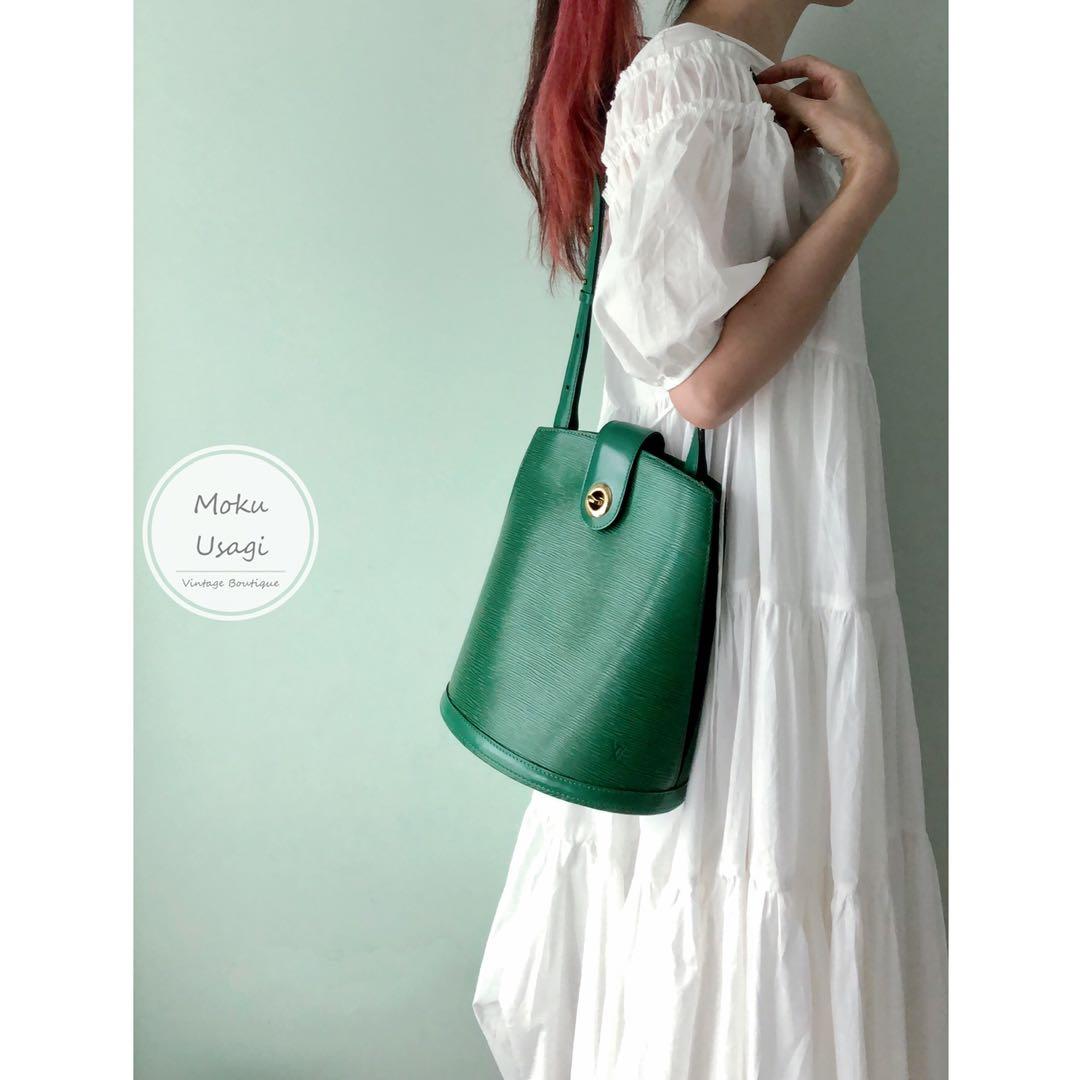 Authentic Louis Vuitton Epi Cluny Shoulder Bag Borneo Green M52254