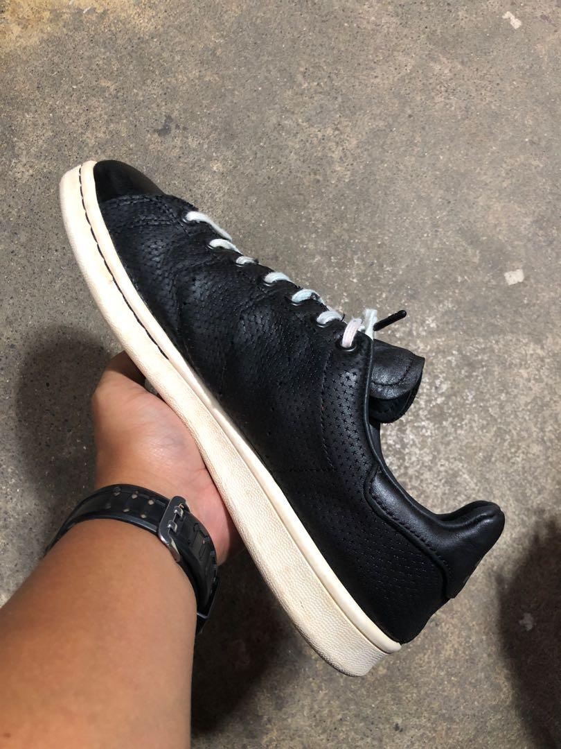 Adidas JPN Stan Smith Mastermind(10 US) (Category: Sneakers) located in Baguio. Submitted by master_of_brands (Listing ID 1102231551, Image 3). Description: Authentic Adidas Japan Stan Smith x Mastermind Size 10 US/28 cm/44 Europe Slightly used Dead stock No box Minor sign of usage In excellent condition .