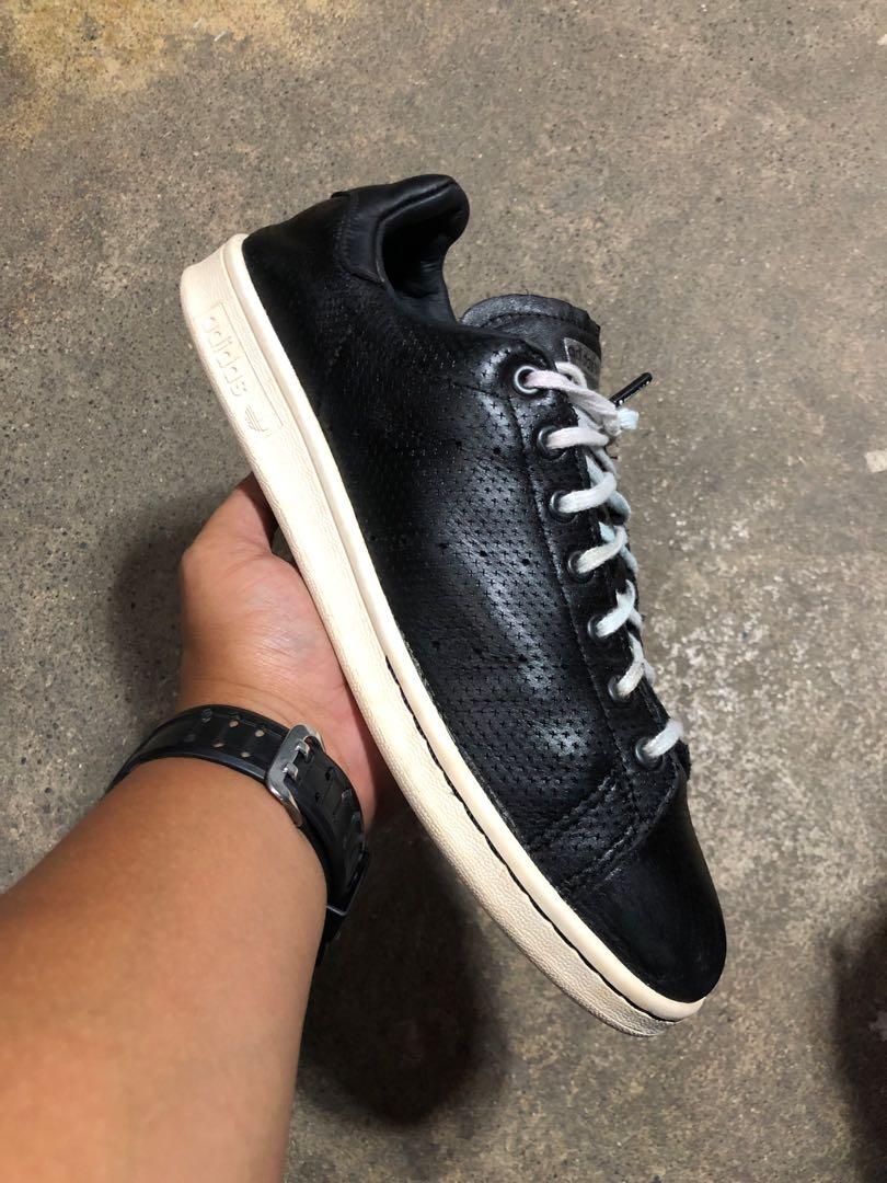 Adidas JPN Stan Smith Mastermind(10 US) (Category: Sneakers) located in Baguio. Submitted by master_of_brands (Listing ID 1102231551, Image 2). Description: Authentic Adidas Japan Stan Smith x Mastermind Size 10 US/28 cm/44 Europe Slightly used Dead stock No box Minor sign of usage In excellent condition .