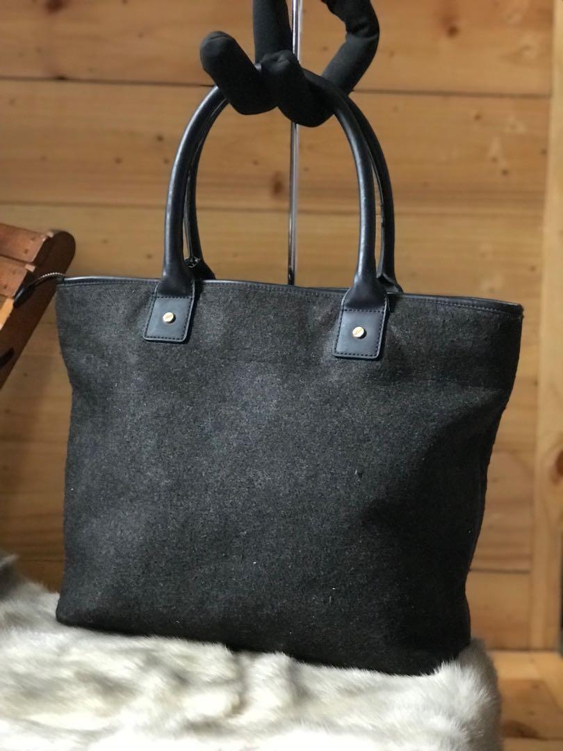AUTH TORY BURCH FLEECE TOTE BAG Women s Fashion Bags Wallets Tote Bags on Carousell