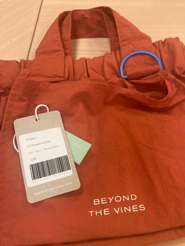 beyond the vines bag xs