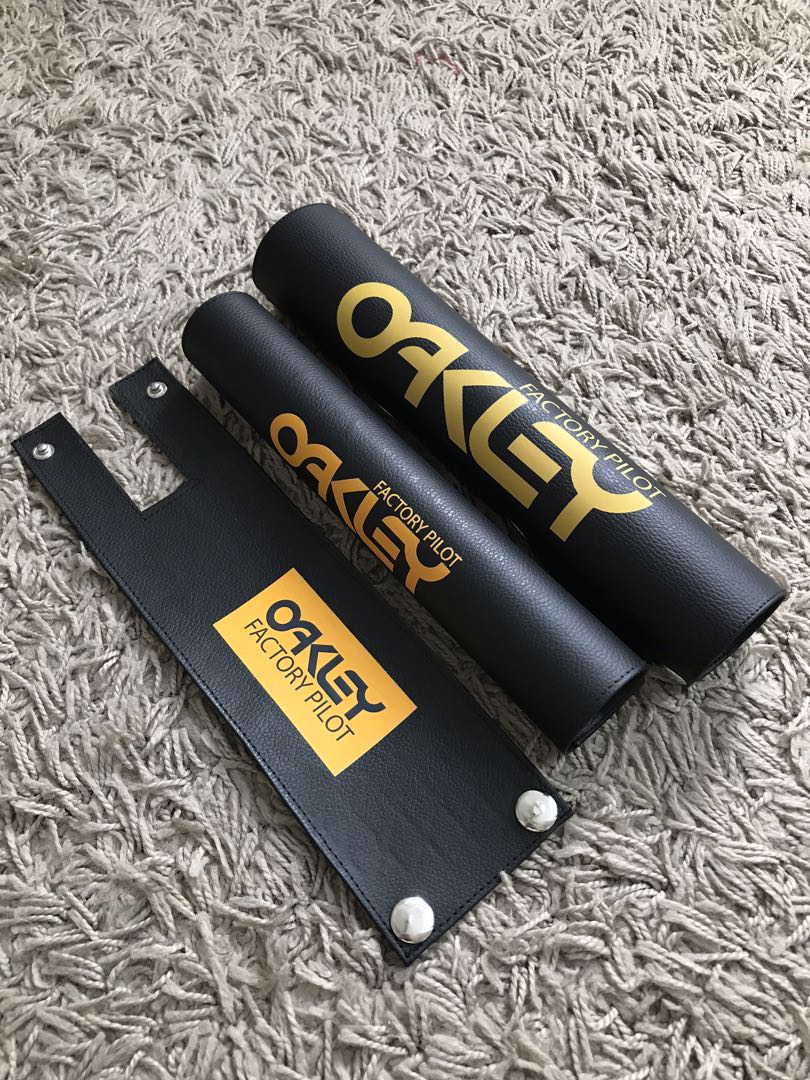 Oakley bmx 2025