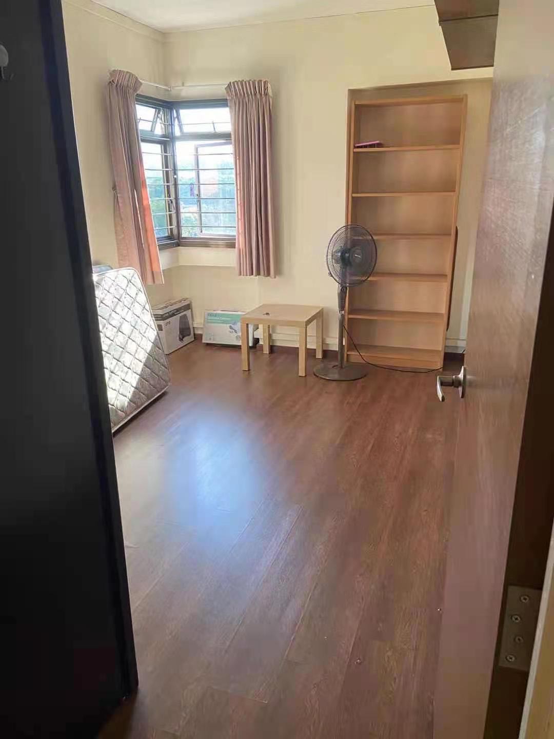 (Category: ) located in . Submitted by acroxc (Listing ID 1102234122, Image 1). Description: .