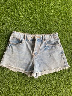 (Category: ) located in . Submitted by ashleygan (Listing ID 1102191950, Image 1). Description: .