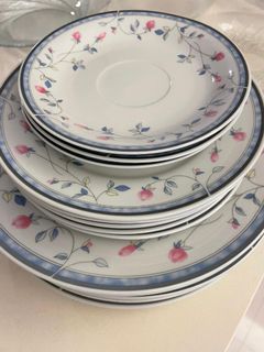 (Category: ) located in . Submitted by forkandspoonforsale (Listing ID 1102223912, Image 1). Description: .