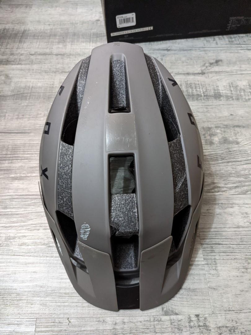 Fox flux solid mtb helmet Sports Equipment Bicycles Parts Parts Accessories on Carousell