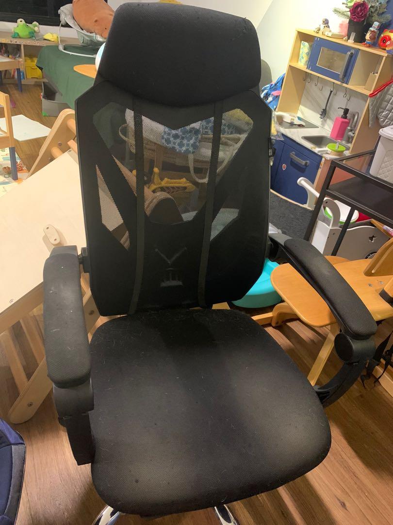 Free computer chair, Furniture & Home Living, Furniture, Chairs on