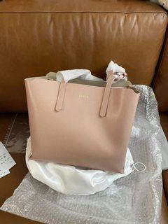 （分類：）位於 。 由 comebuynshop 提交（商品編號 1102256600，圖片 1）。簡介： 。