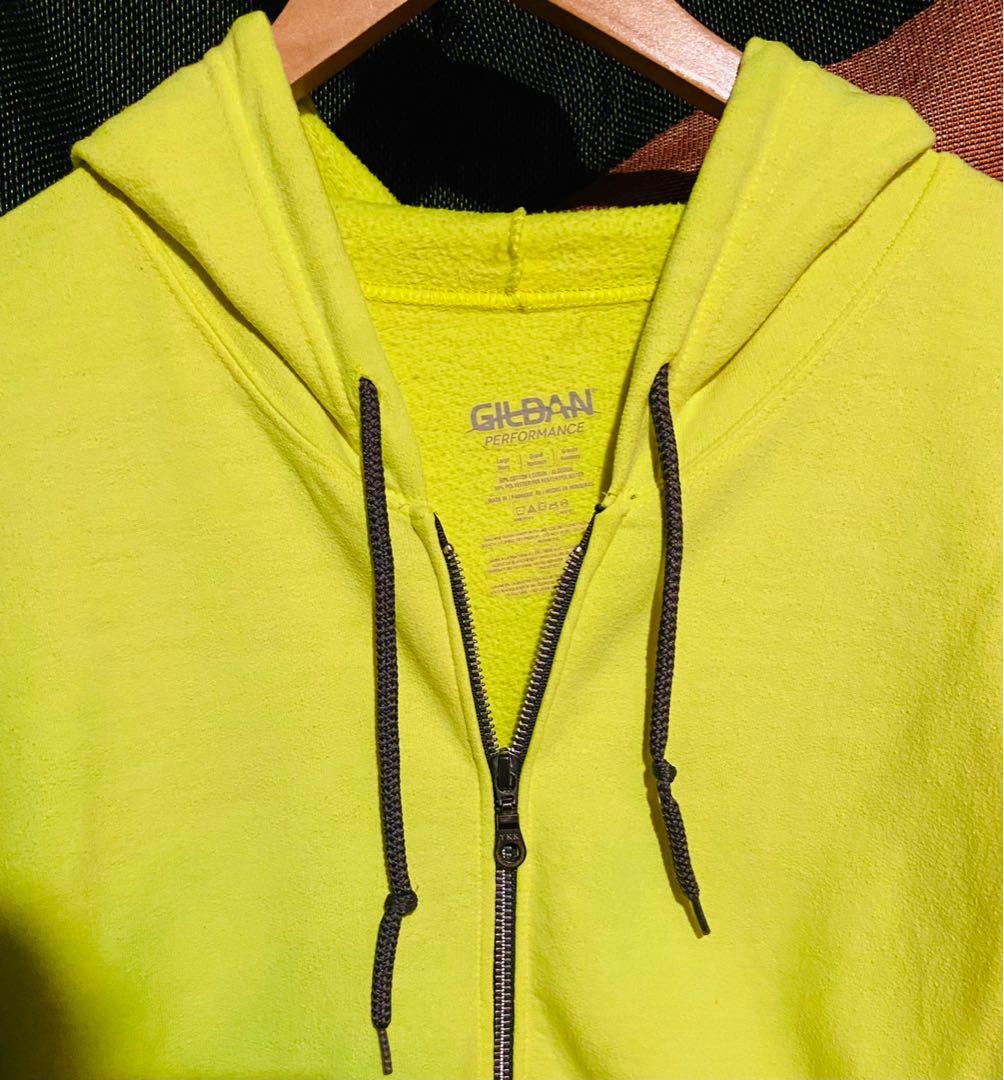 Neon gildan hoodie hotsell