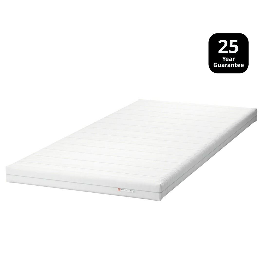 Ikea shop moshult single