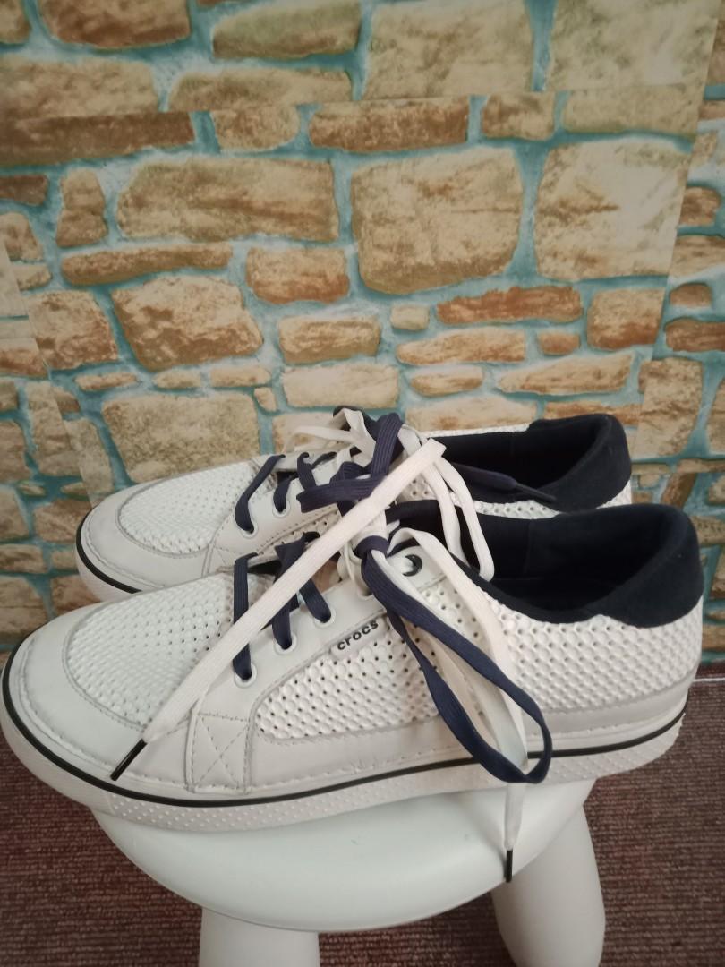 Mens crocs sales size 11 uk