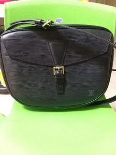 （分類：）位於 。 由 catchums 提交（商品編號 1102124659，圖片 1）。簡介： 。
