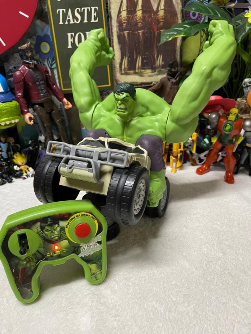 Marvel Avengers XPV Incredible Hulk Smash RC Jeep Hobbies Toys