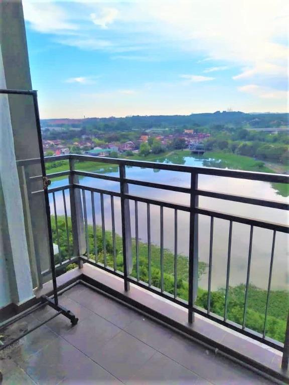 Pangsapuri Damai Seksyen 25 Sri Muda Shah Alam Property For Sale On Carousell