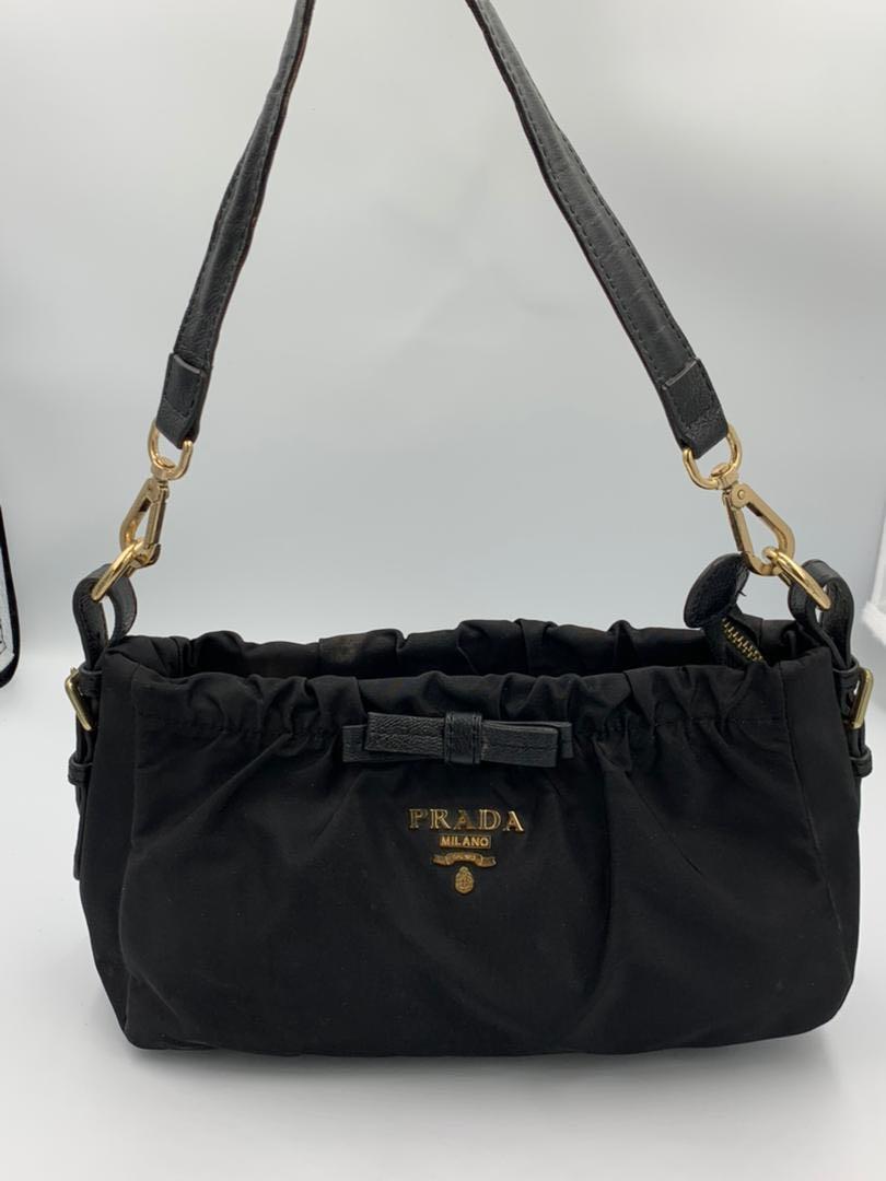 Prada Mini Shoulder (Category: Shoulder Bags) located in Shah Alam. Submitted by kimanne89 (Listing ID 1102139209, Image 1). Description: .
