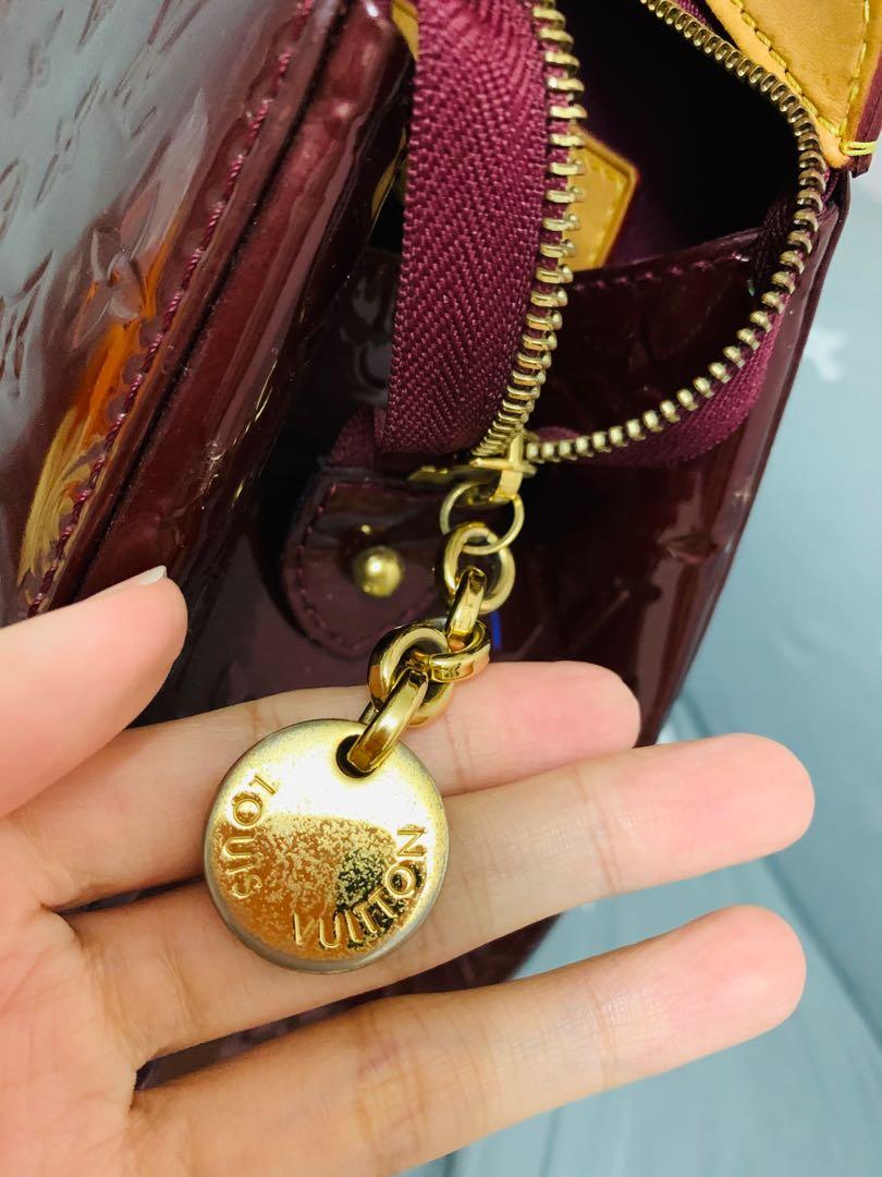 Pre-loved LV Amarante Monogram Vernis Brea MM Bag, Luxury, Bags & Wallets  on Carousell