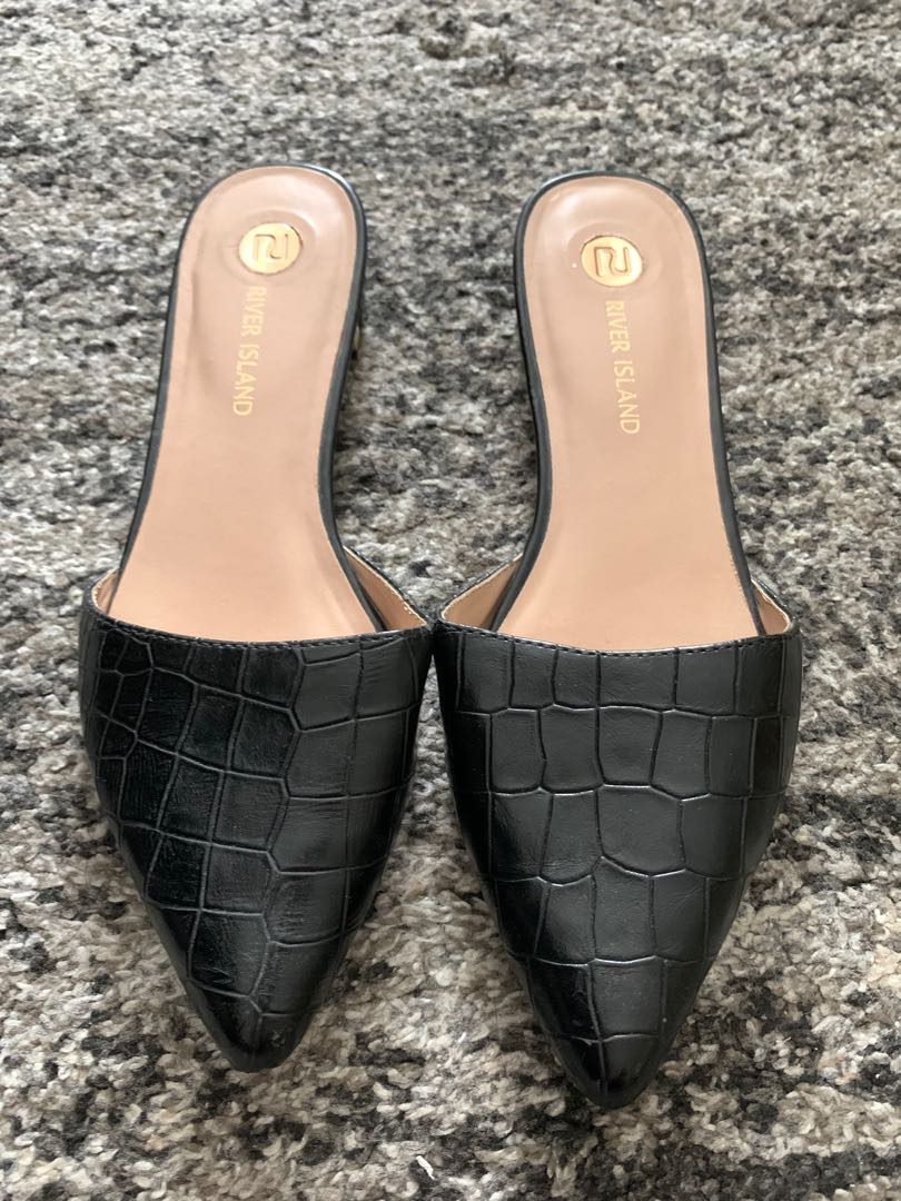 River Island Mules, Women's Fashion, Footwear, Flats on Carousell