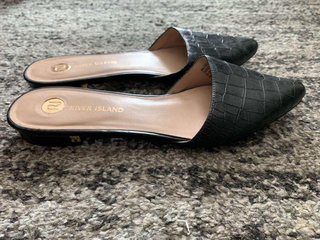 River Island Mules Women s Fashion Footwear Flats on Carousell