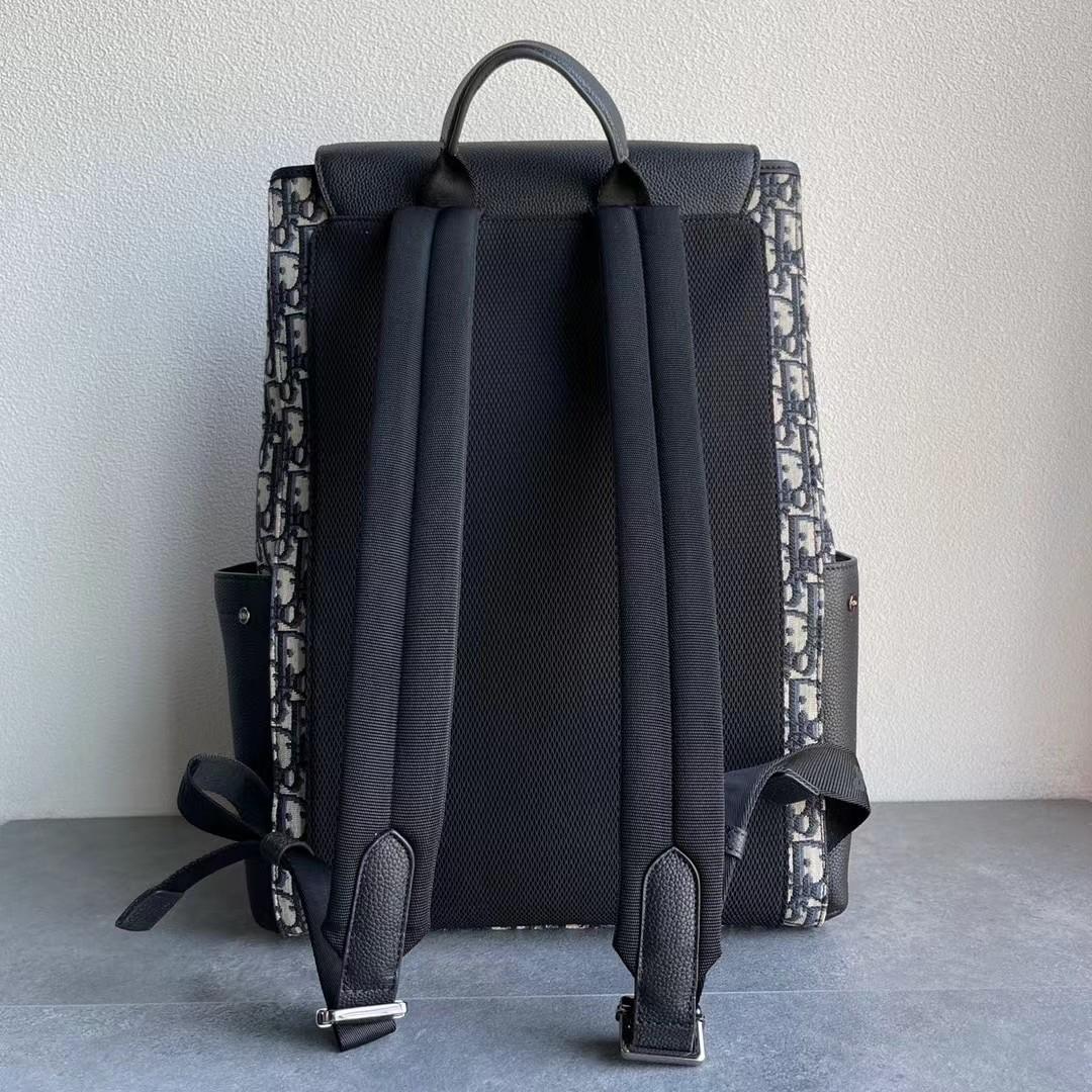Saddle backpack beige D I O R oblique (Category: Backpacks) located in Quezon City. Submitted by kryzz_styles (Listing ID 1102123432, Image 2). Description: Brand New Limited stock Actual item shown in the photos Pre-order: ETA 7 business days once shipped No rush orders please Down payment is required to avoid cancellation. M.O.P: Gcash Paymaya BPI.