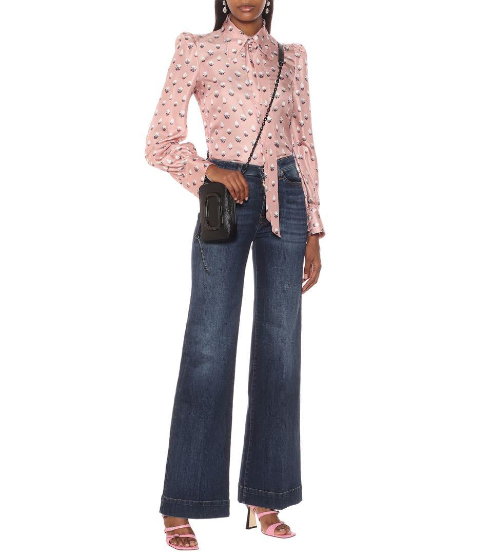 The Marc Jacobs Hotshot Leather Crossbody Bag, Women's Fashion, Bags